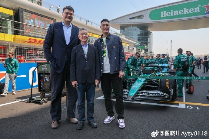 聯(lián)動(dòng)F1！翟曉川曬與姚明、阿隆索、范志毅、周冠宇等的合照
