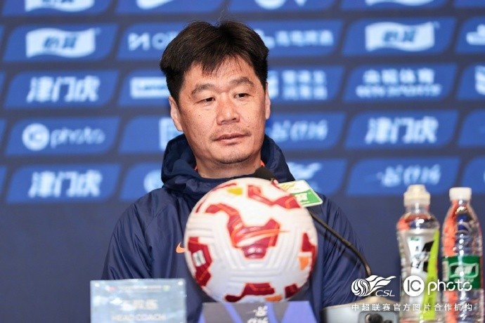 李霄鵬：希望明天比賽能打出一些新的東西，取得一個好的結果