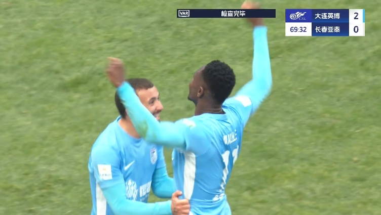 馬萊萊大連處子球！呂焯毅助攻馬萊萊破門，大連英博2-0亞泰