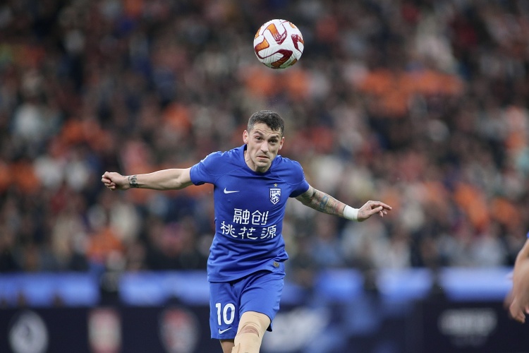 斯基拉：中超舊將斯坦丘接近免簽加盟熱那亞，合同期限到2027年