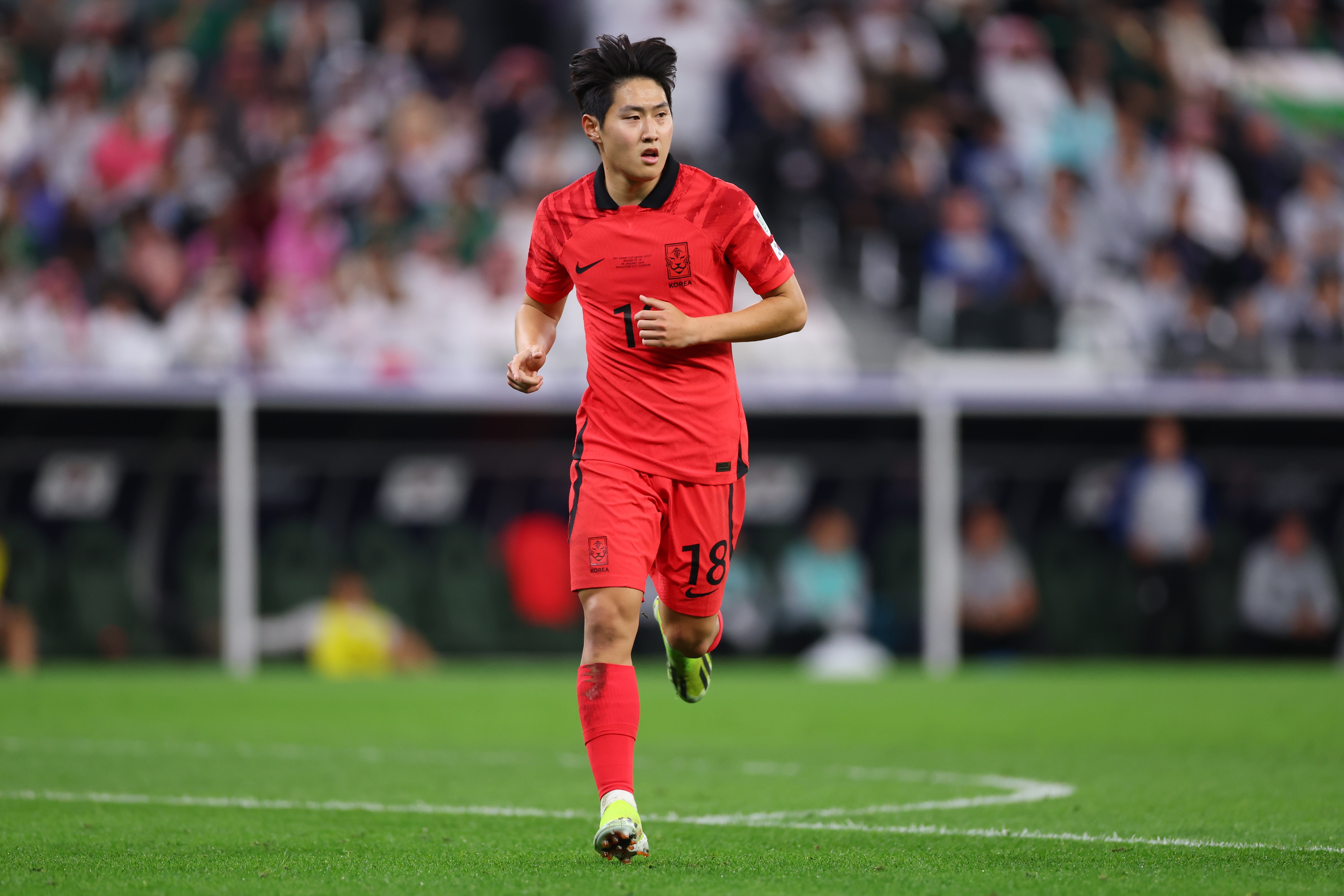 洪明甫：李剛?cè)蕦⑷毕c約旦比賽，他對于俱樂部也是重要球員