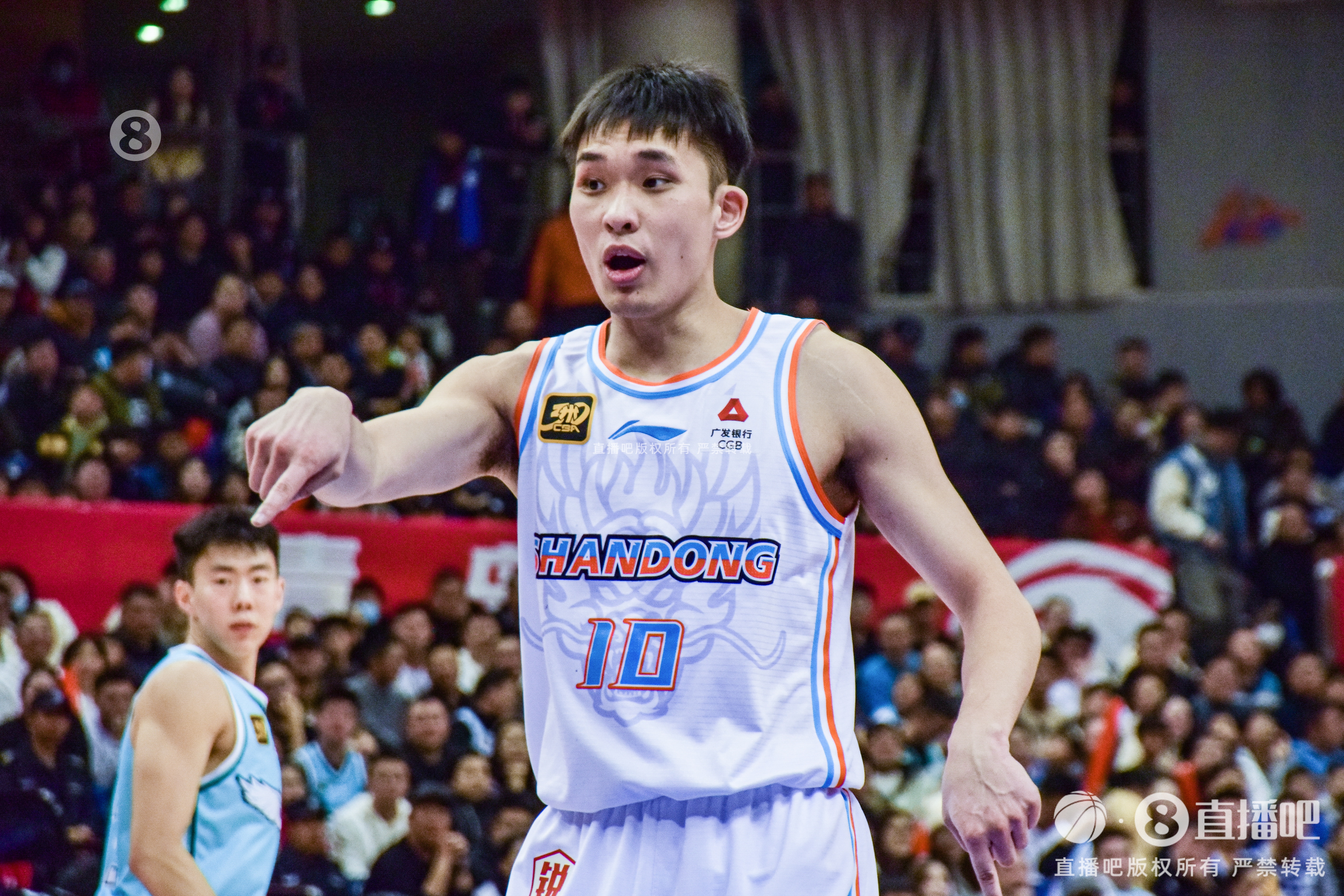攻防俱佳！狀元秀謝智杰7中5拿到16分3板3助5斷 三分3中3